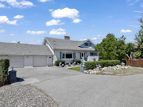 660 Sparrow Road, Kelowna
