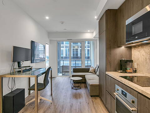108 Peter St #611, Toronto