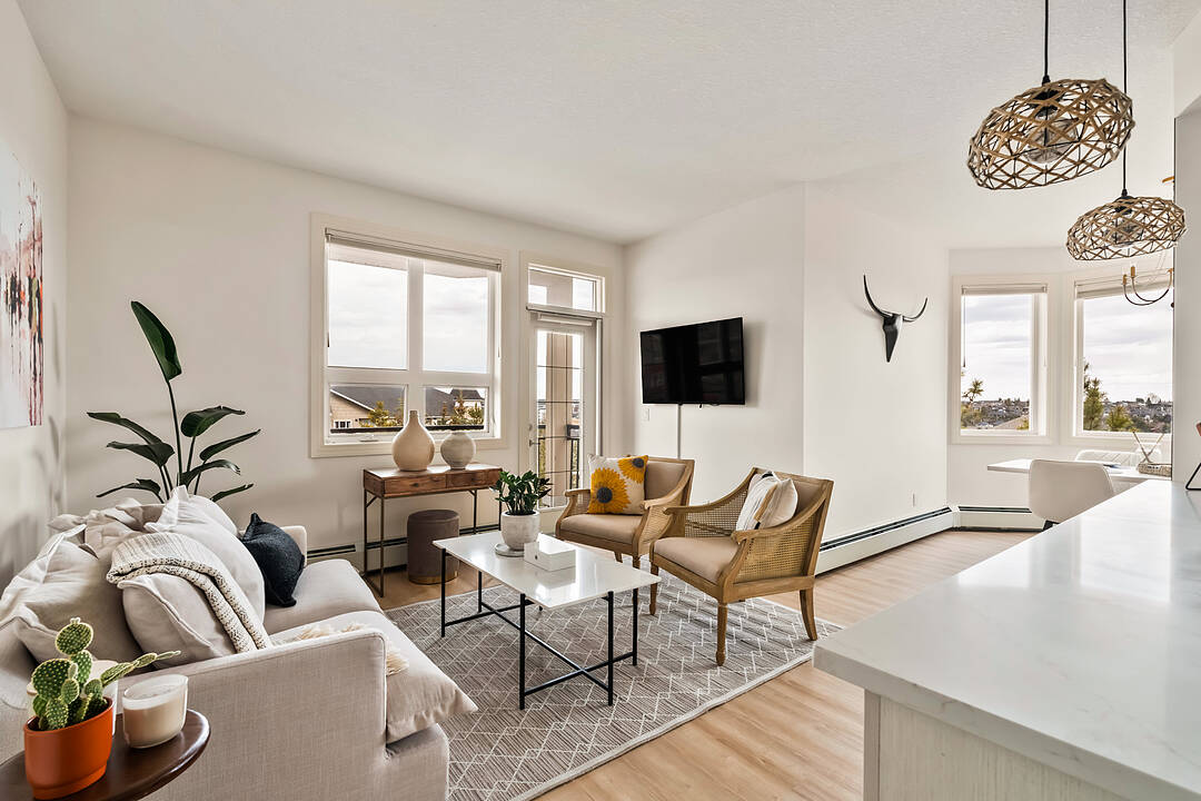 26 Val Gardena View SW #457, Calgary, Alberta