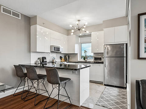 24 Woodstream Blvd #312, Vaughan