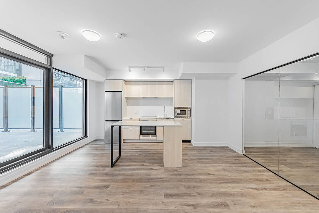 1 Jarvis St #316, Hamilton, Ontario