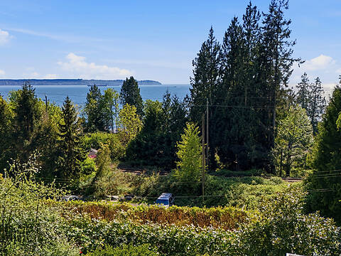 3155 Dickinson Crescent, West Vancouver
