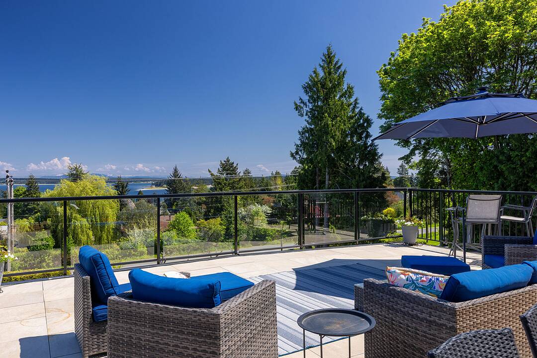 8630 Aldous Terrace, North Saanich, British Columbia