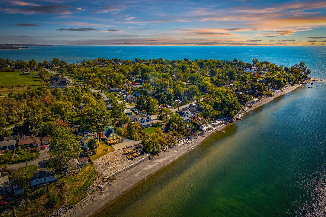 13 Sunset Dr, Haldimand, Ontario