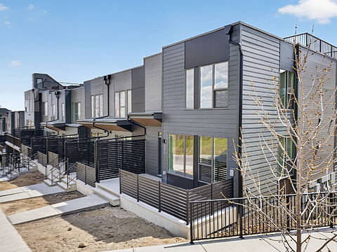 2537 Sovereign Crescent SW, Calgary