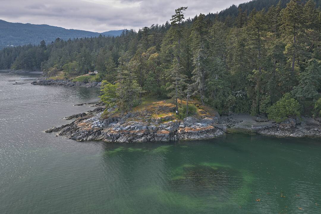 157 Menhinick Drive, Salt Spring, British Columbia