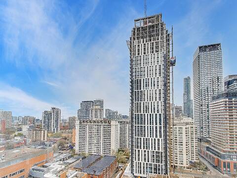22 Wellesley St #2002, Toronto