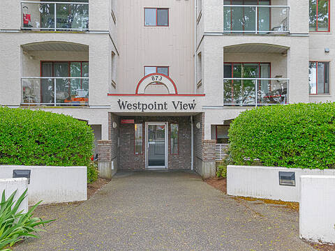 107-873 Esquimalt Road, Esquimalt