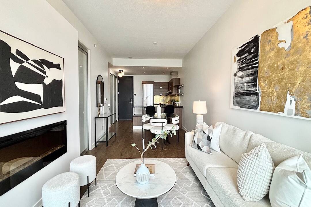90 Park Lawn Rd #809, Toronto, Ontario
