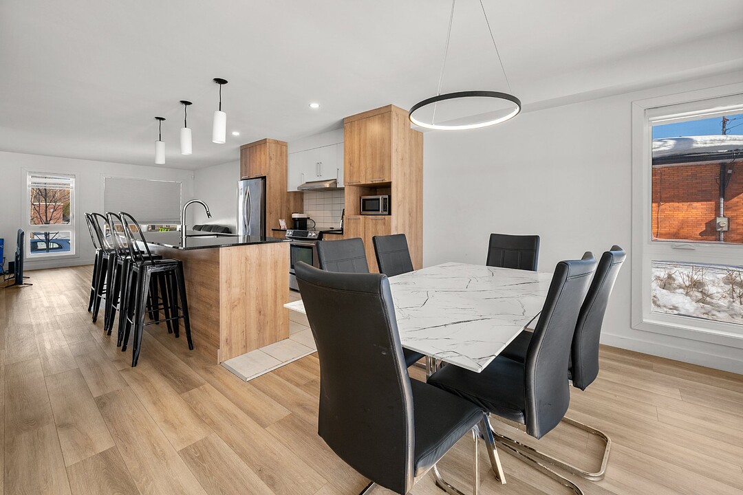 1075 Rue Raymond-Casgrain, La Cité, Québec