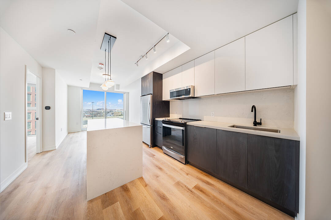 5 York Garden Way #1701, Toronto, Ontario