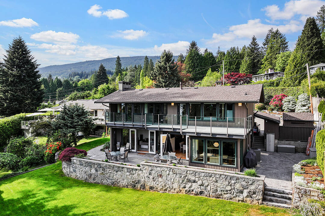1240 Nepal Crescent, West Vancouver, British Columbia