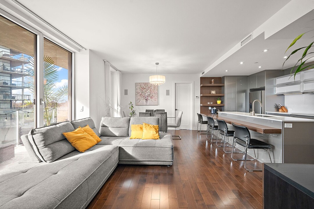 4001 Rue Elsa-Triolet, Apt. 311, Chomedey, Québec