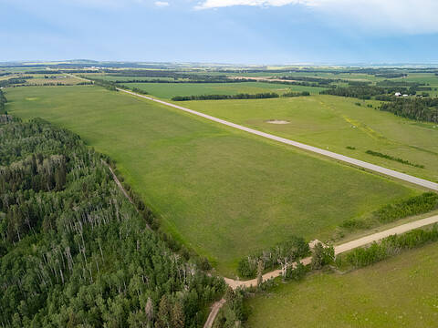SW 15-32-4W5M Township Road 322, Rural Mountain View County