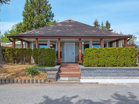5760 Boulevard Street, Sechelt
