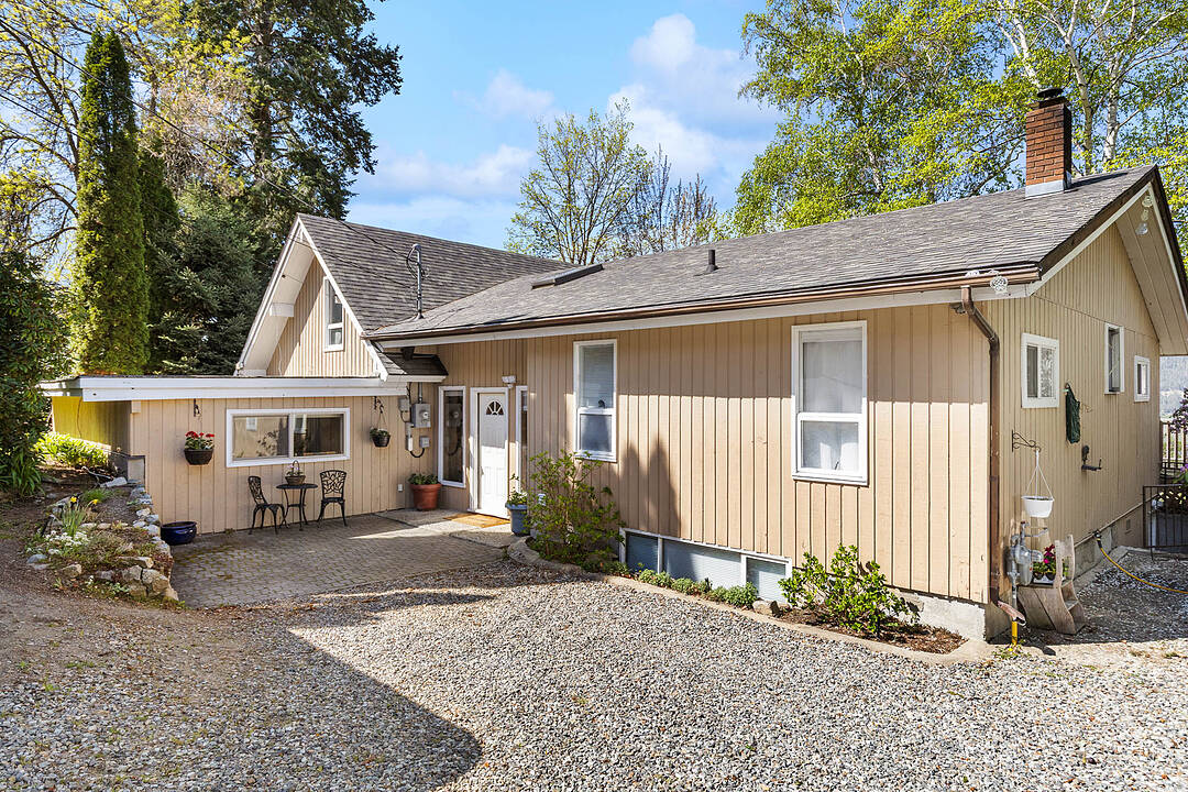 14924 Middle Bench Road, Lake Country, British Columbia