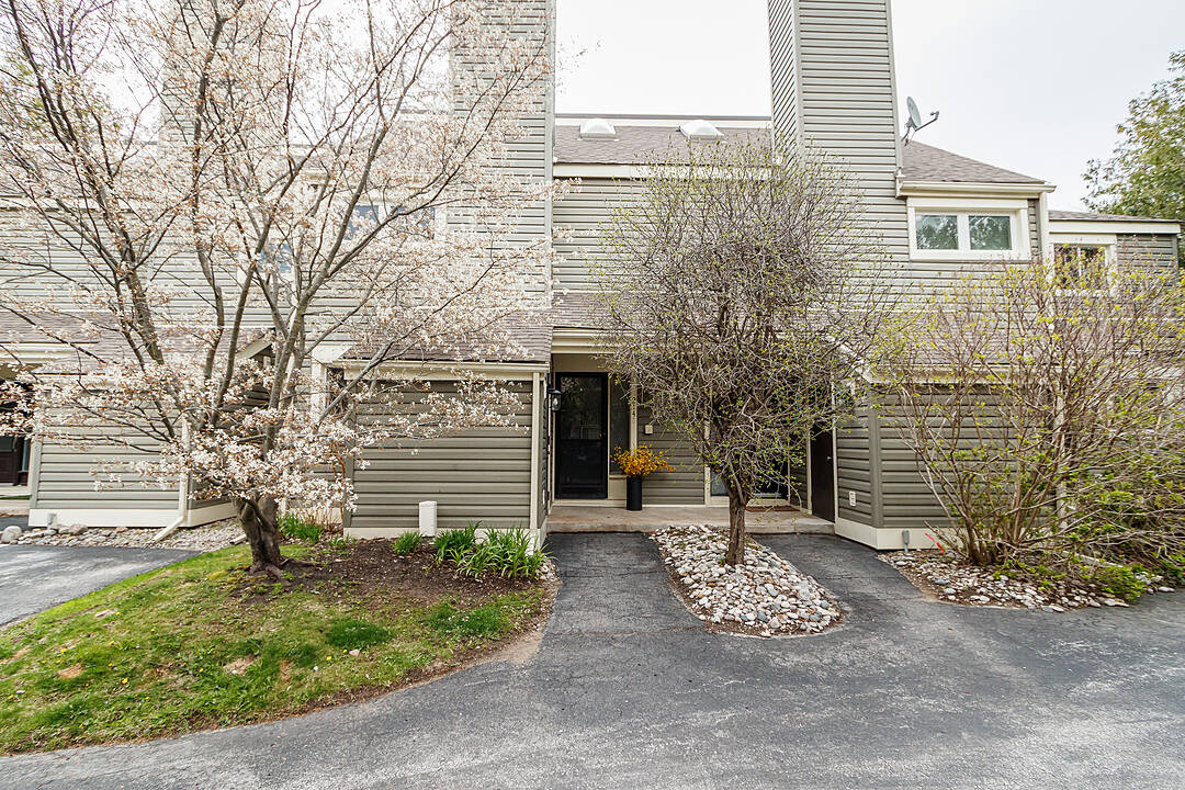214 Escarpment Crescent #214, Collingwood, Ontario