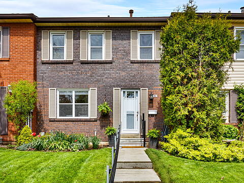 2825 Gananoque Dr #62, Mississauga