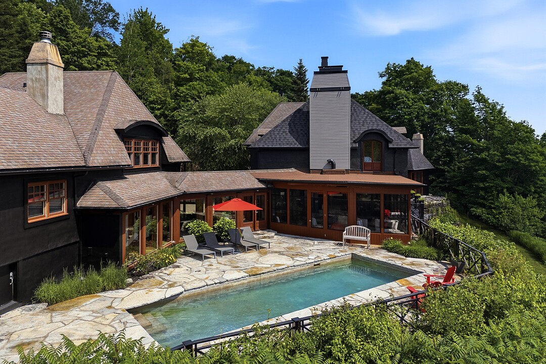 14 Rue de la Chasse-Galerie, Morin-Heights, Quebec