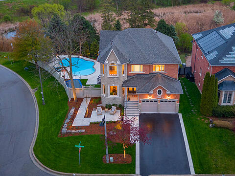 2432 Upper Valley Cres, Oakville
