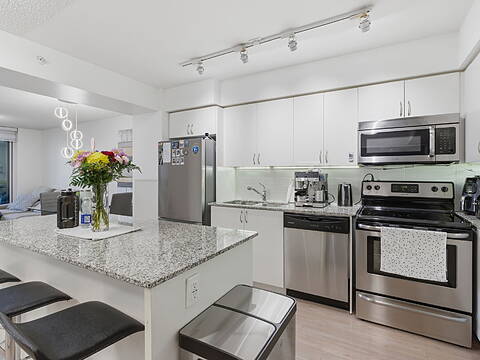 800 Lawrence Ave W #304, Toronto