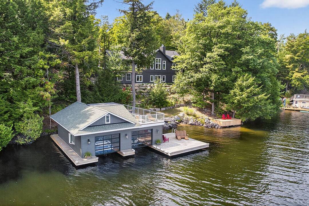 1160 Whiteside Road Unit #52, Muskoka Lakes, Ontario
