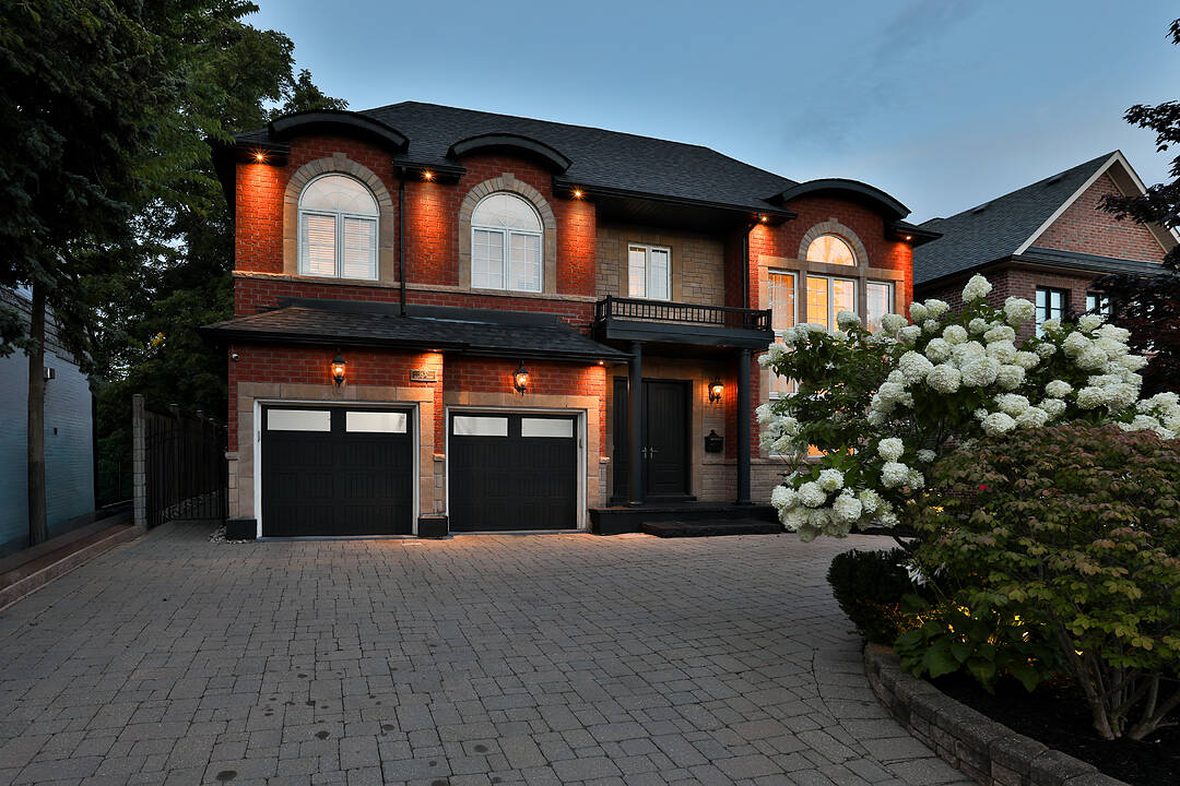 1437 Islington Ave, Toronto, Ontario