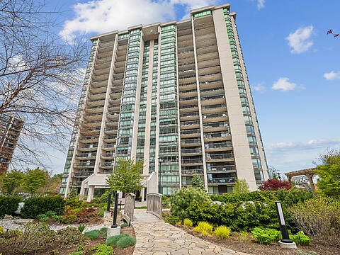 2170 Marine Dr #2104, Oakville