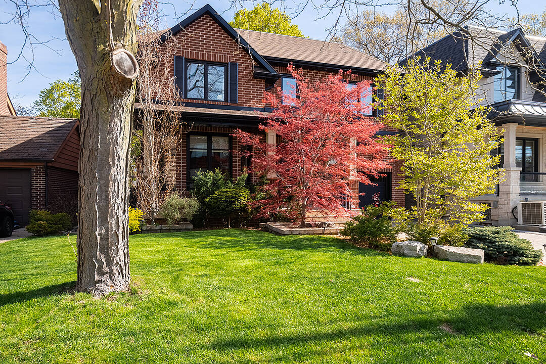 74 Four Oaks Gate, Toronto, Ontario