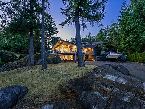 4375 Woodcrest Road, West Vancouver