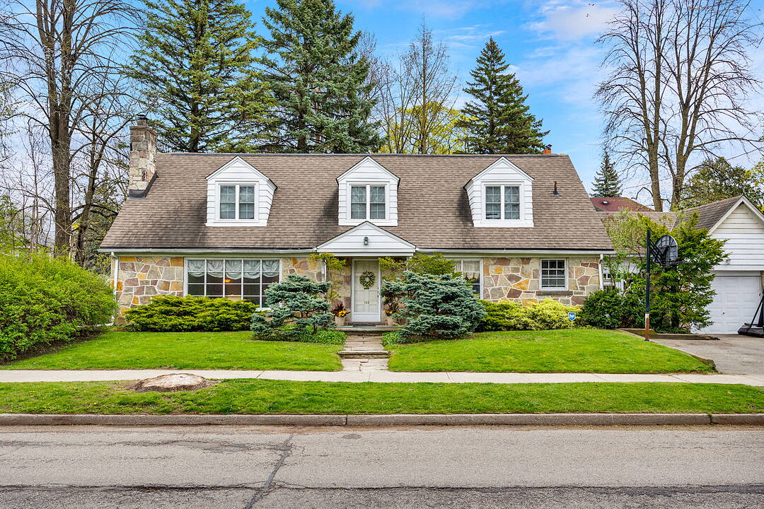 103 Willingdon Blvd, Toronto, Ontario