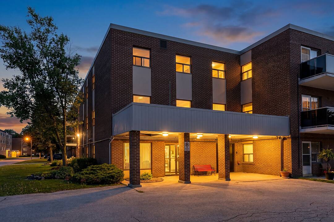 173 Eighth Street #101, Collingwood, Ontario