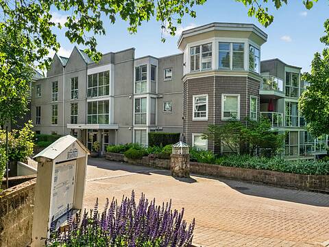 8460 Jellicoe Street #109, Vancouver