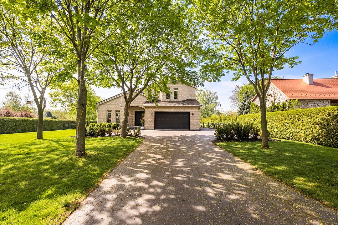 119 Av. du Manoir, Léry, Québec