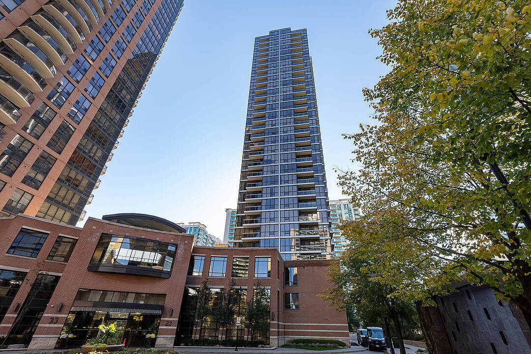 23 Sheppard Ave E #2612, Toronto, Ontario