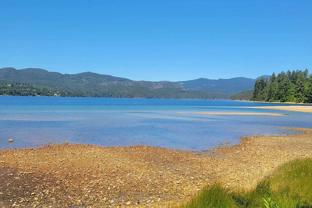 6279-6283 Sechelt Inlet Road, Sechelt, British Columbia