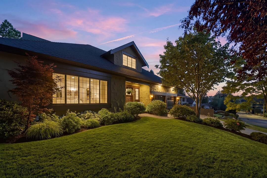 1795 Broadmead Avenue, Saanich, British Columbia