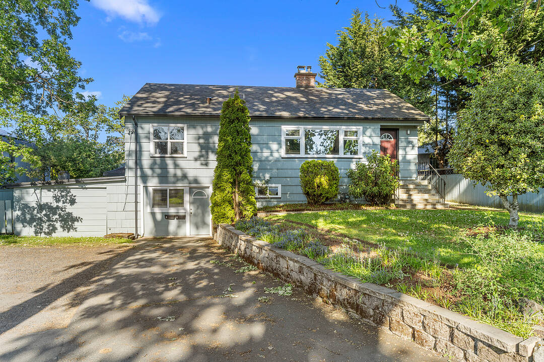 3959 Cedar Hill Cross Road, Saanich, British Columbia