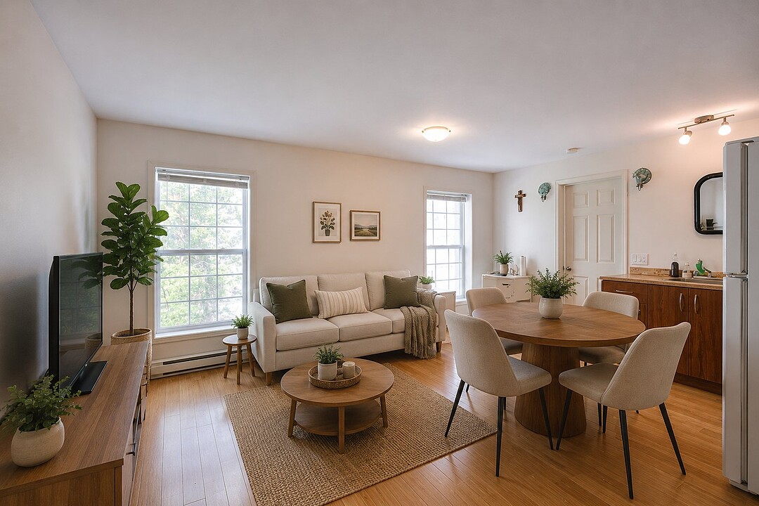 351 Rue de l'Hôtel-de-Ville, Apt. 1, Farnham, Québec