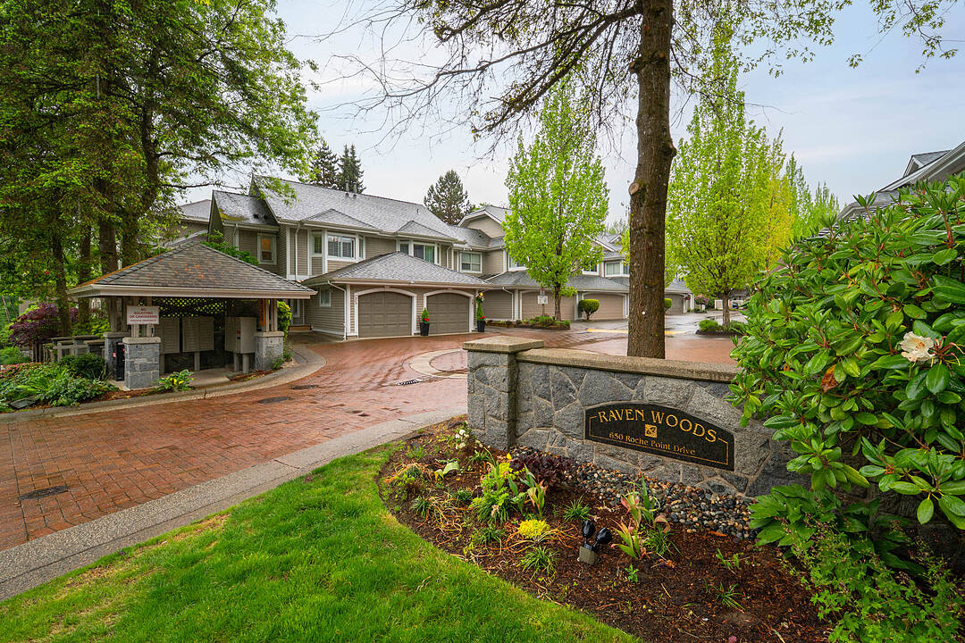 650 Roche Point Drive #25, North Vancouver, British Columbia