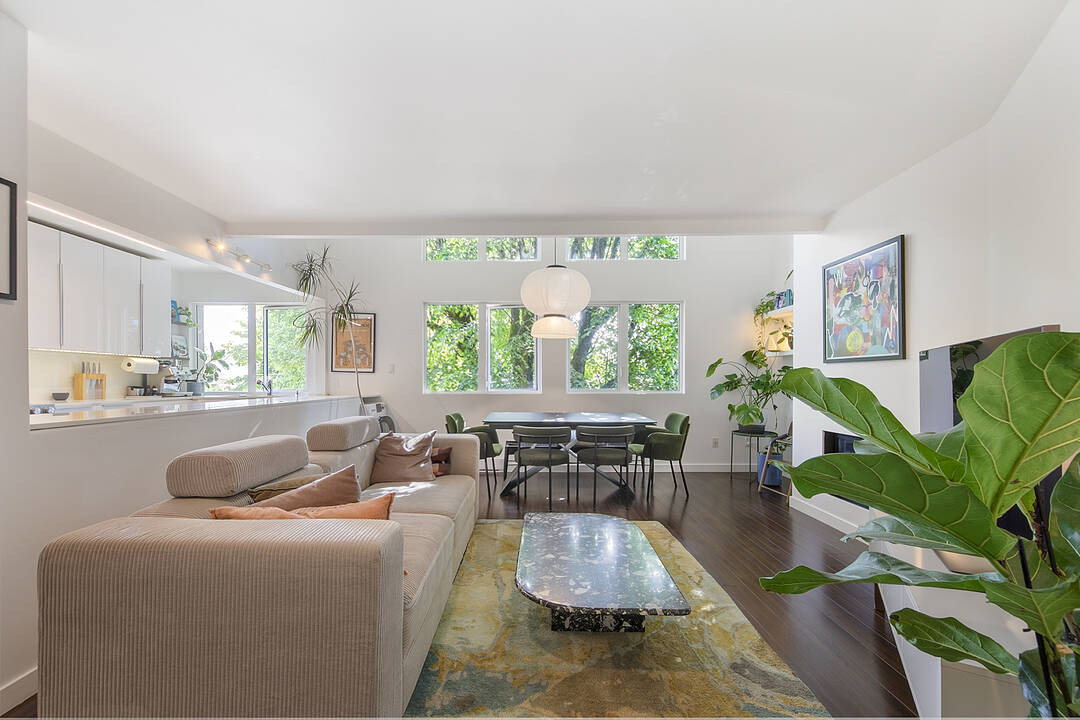 3465 Glen Drive #201, Vancouver, British Columbia