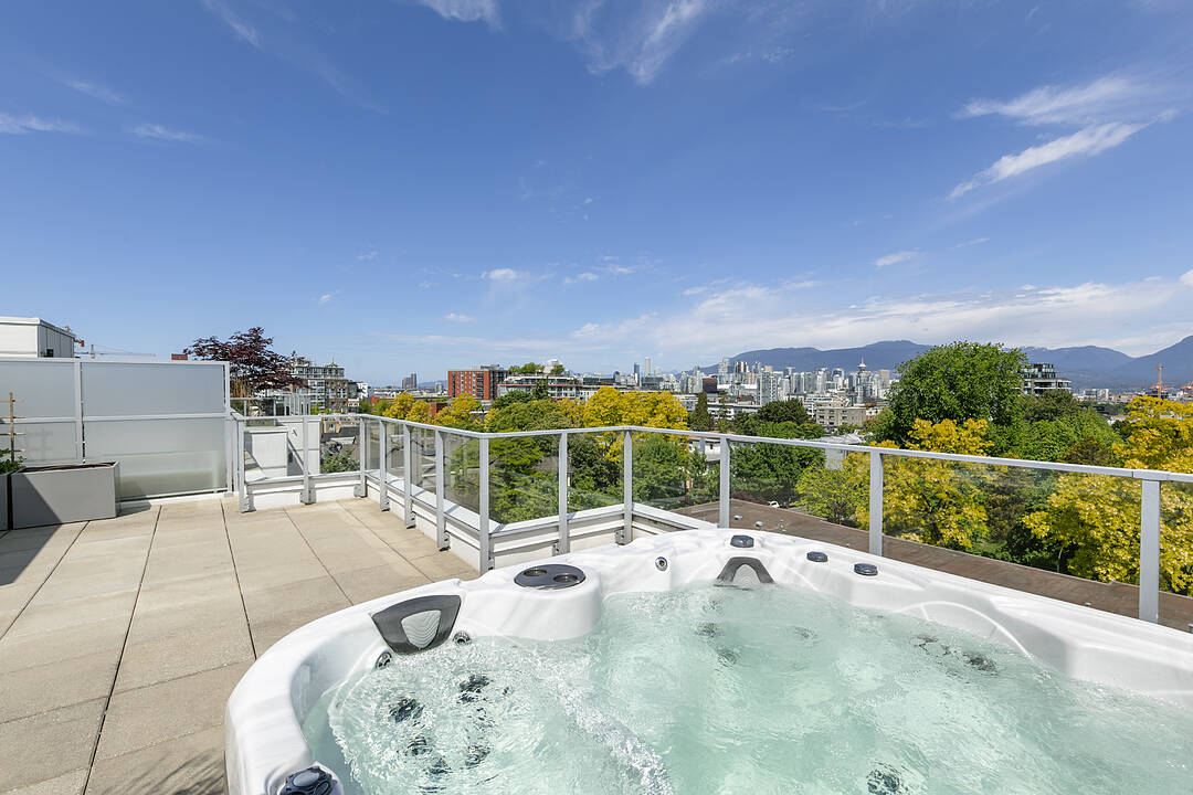 379 Broadway E #501, Vancouver, British Columbia