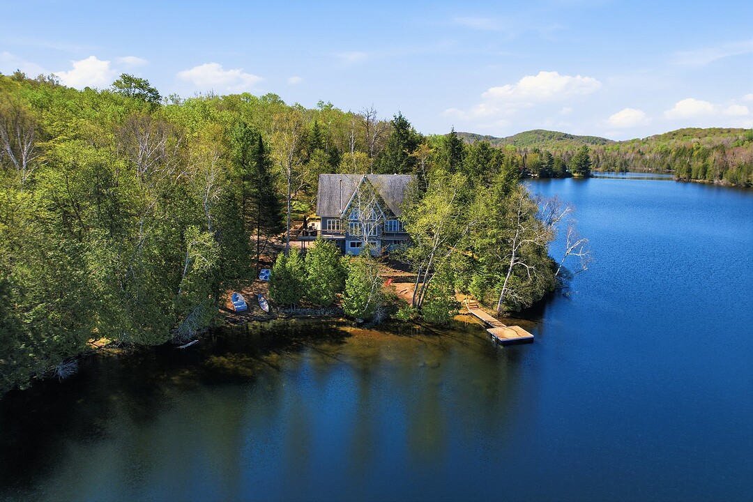 337 Ch. du Lac-Chevreuil, Amherst, Québec