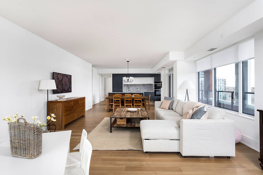 259 The Kingsway #609, Toronto, Ontario