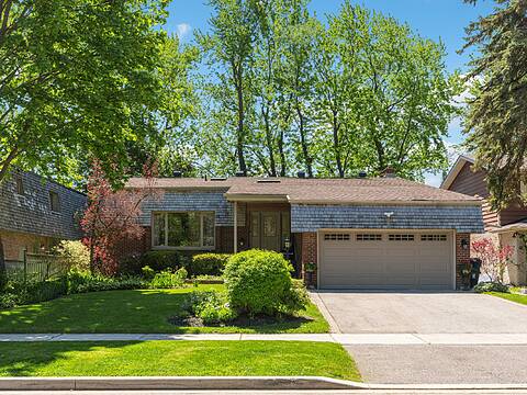 29 Leacock Cres, Toronto