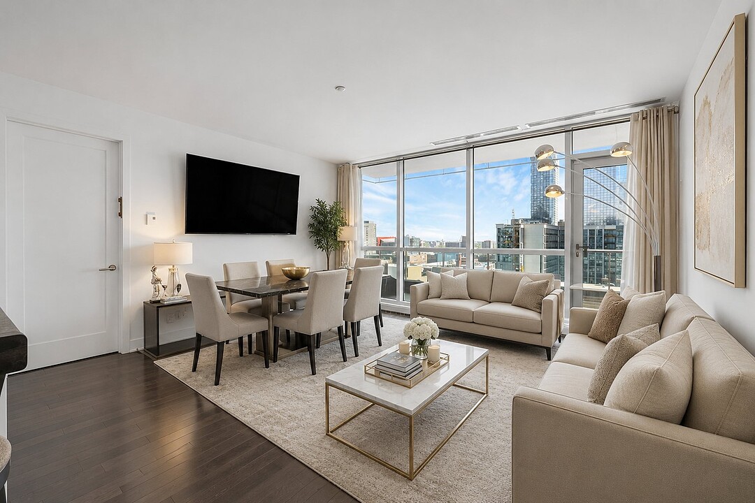 1225 Boul. Robert-Bourassa, Apt. 1707, Ville-Marie, Québec