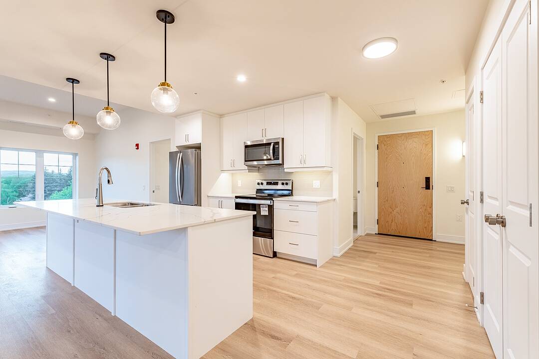 121 Mary Street #411, Clearview, Ontario