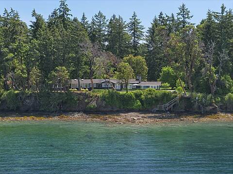123 Swan Point Road, Salt Spring