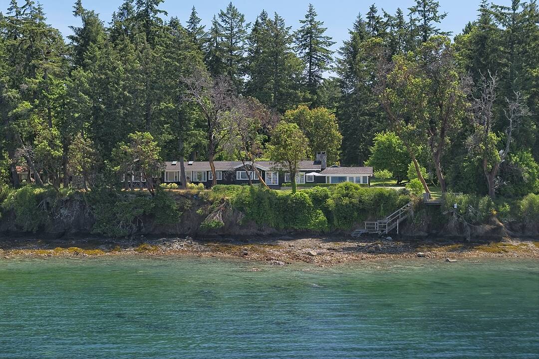 123 Swan Point Road, Salt Spring, British Columbia