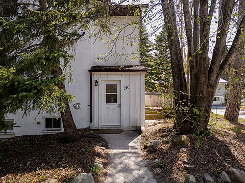 210 Arlberg Cres, Blue Mountains